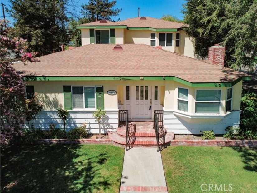 2873 San Vicente Ave, Long Beach CA 90815