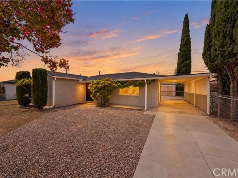 11739 Telechron, Whittier CA 90605