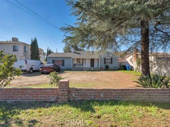 8541 Ventura Canyon Avenue