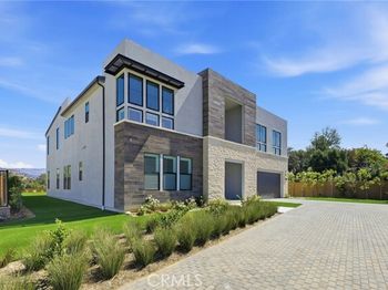 22801 Seaqua Circle