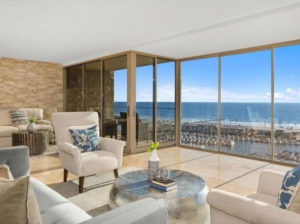 1200 Harbor 15B, Oceanside CA 92054