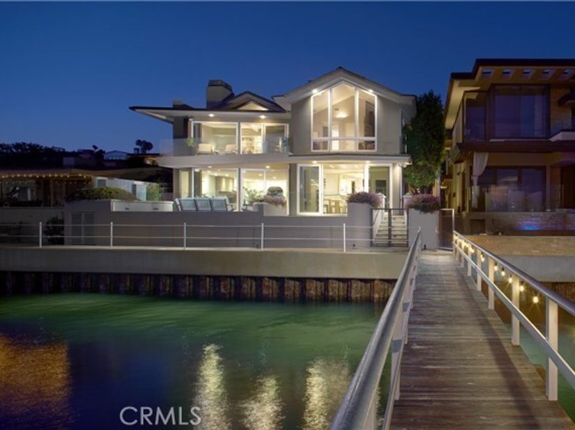 2027 Bayside Drive, Corona Del Mar (newport Beach) CA 92625