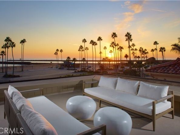 3024 Breakers Drive, Corona Del Mar (newport Beach) CA 92625