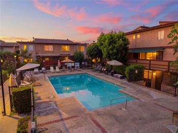 7300 Lennox