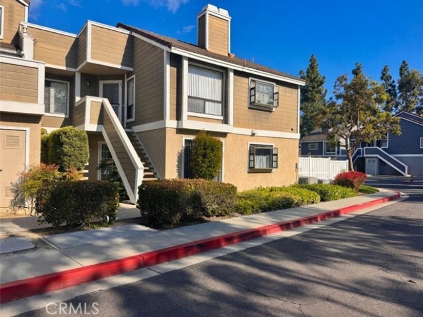 49 Clover, Aliso Viejo CA 92656