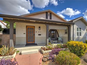 2514 Fashion Ave