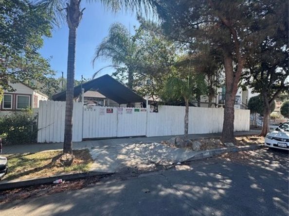 5308 Cleon, North Hollywood (los Angeles) CA 91601