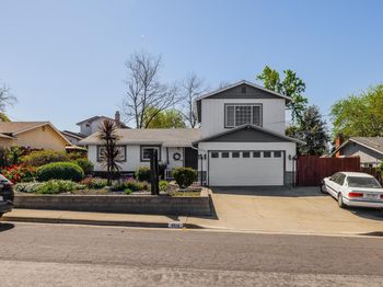 2279 Saint George Dr