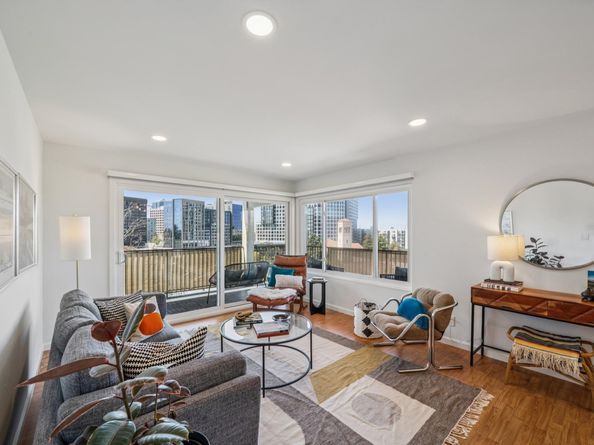 85 Vernon St 208, Oakland CA 94610