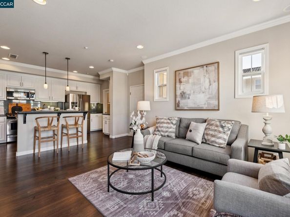 4363 Fitzwilliam St, Dublin CA 94568