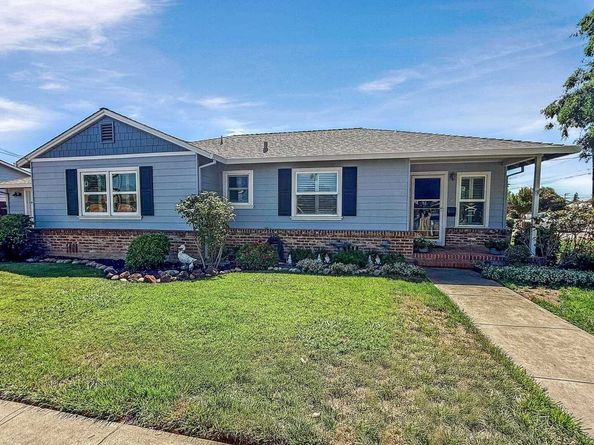 1815 Pine St, Livermore CA 94551