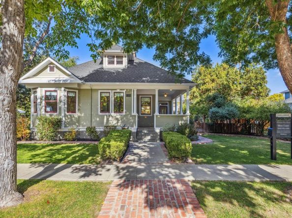 653 Saint Mary St, Pleasanton CA 94566