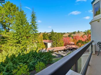 1221 Avenida Sevilla