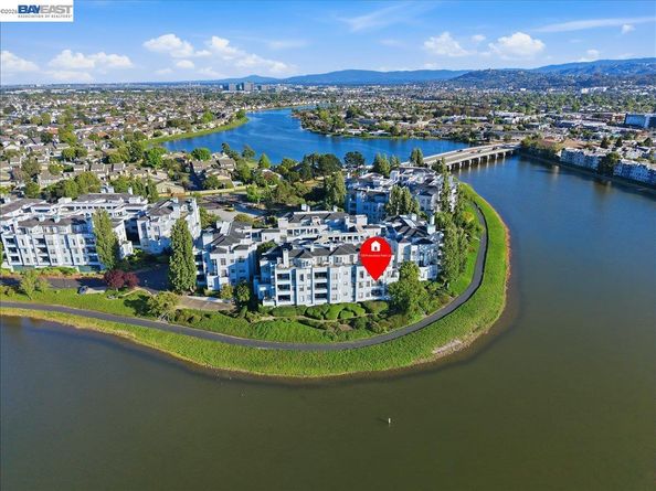 720 Promontory Point Ln 2205, Foster City CA 94404