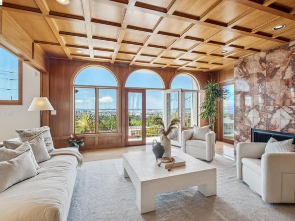 210 Scenic Ave., Piedmont CA 94611