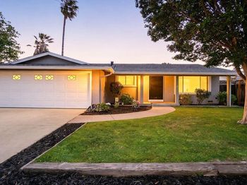 34352 Newton Ct