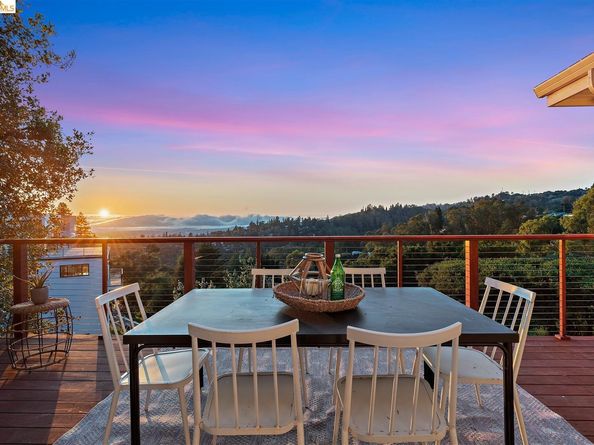 6741 Snake Rd, Oakland CA 94611