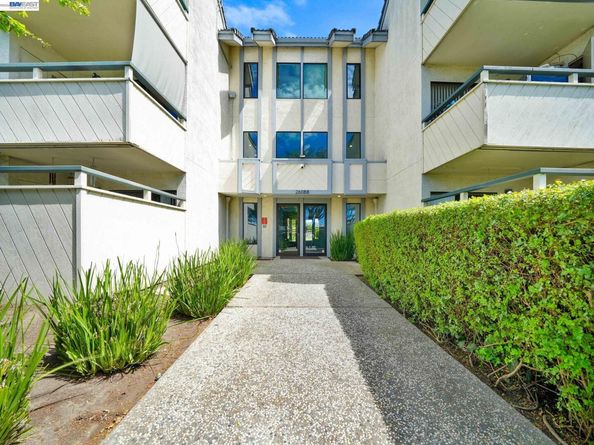 26088 Kay Ave 205, Hayward CA 94545