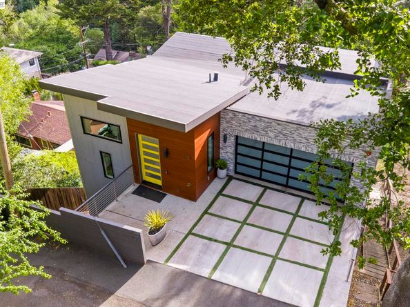 45 Homeglen Ln, Oakland CA 94611