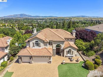 5038 Westside Dr