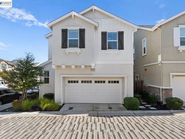 4026 Chalk Hill Way, Dublin CA 94568