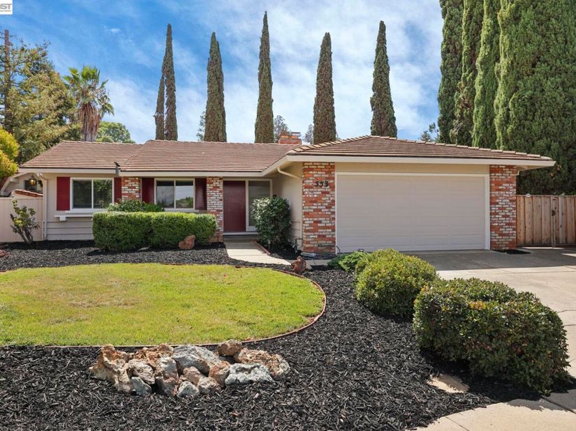 553 Bell Ave, Livermore CA 94550