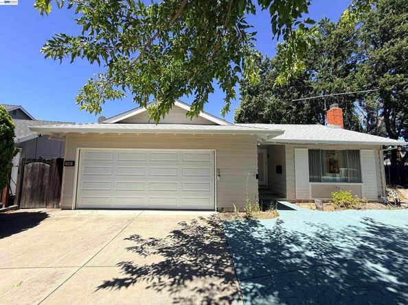 16 Ona Ct, San Ramon CA 94583