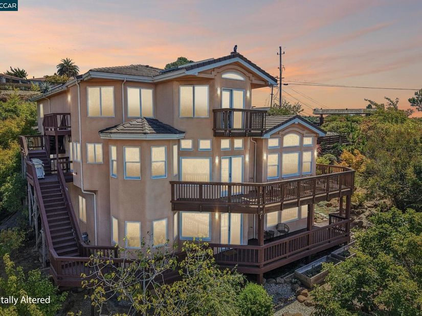 3906 Arbutus Ct, Hayward CA 94542