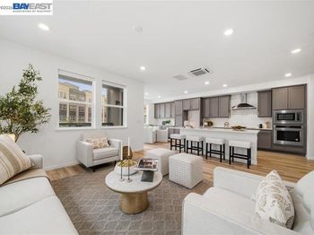 2802 Tradewind Ct