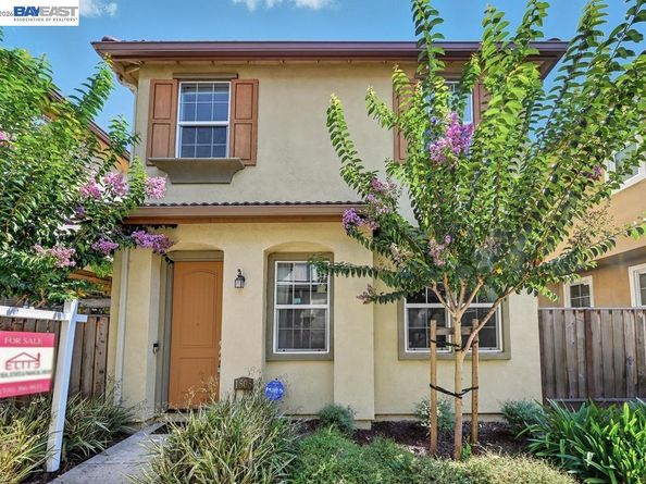 1505 Sylvia St, Hayward CA 94545