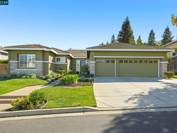 8019 Kelok Way
