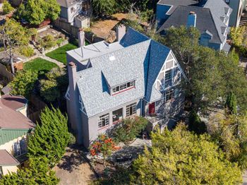 1101 Amador Ave