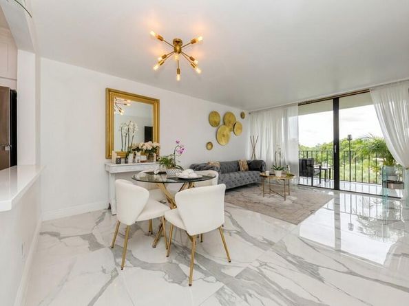 1830 Embassy Drive 503, West Palm Beach FL 33401