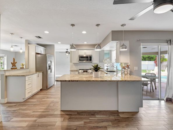 625 Sunshine Drive, Delray Beach FL 33444