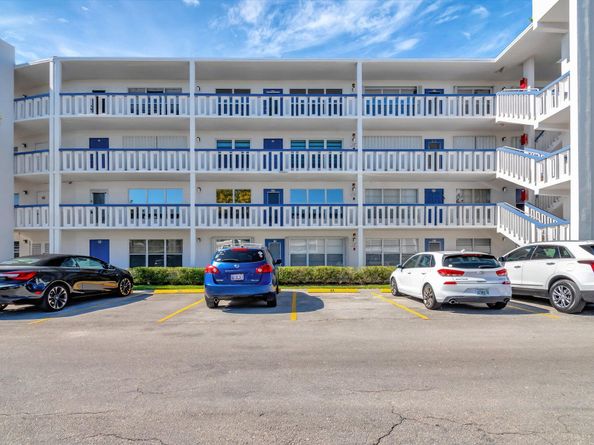 212 Greenbrier A, West Palm Beach FL 33417