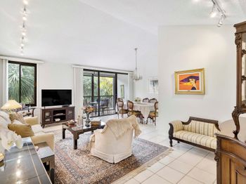 3706 Bridgewood Drive