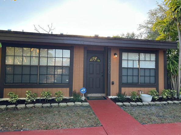 2360 Croton Ct 2630, Pembroke Pines FL 33026