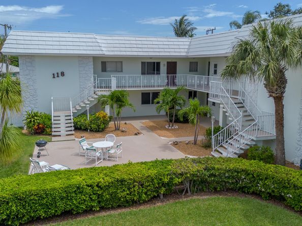 118 Yacht Club Drive 7, North Palm Beach FL 33408
