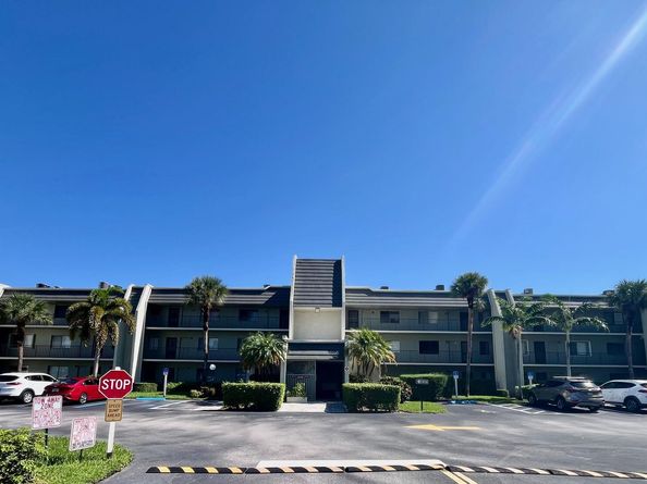 4090 Tivoli Court 301, Lake Worth FL 33467