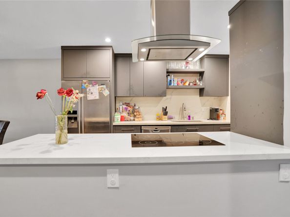 10700 NW 30th Pl 7, Sunrise FL 33322