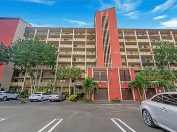 2206 S Cypress Bend Dr