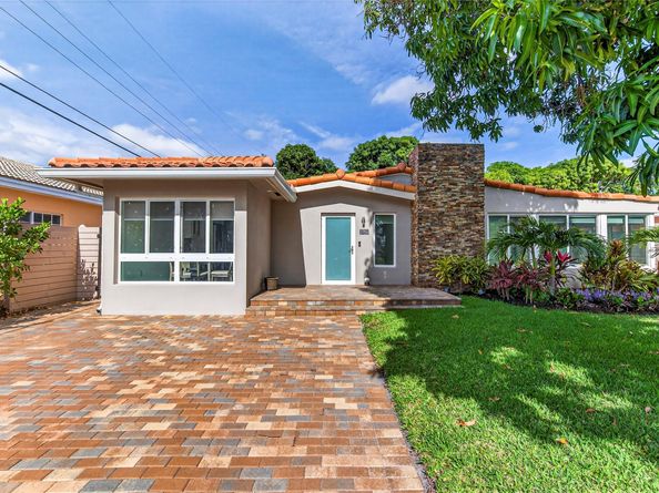 1763 NE 15th St, Fort Lauderdale FL 33304
