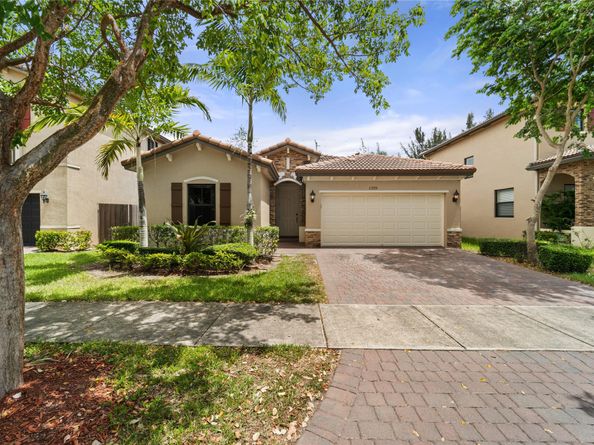 11775 SW 232nd Ln, Homestead FL 33032