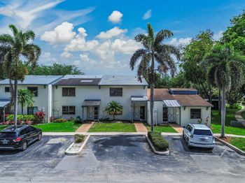 4003 W Woodscape Drive