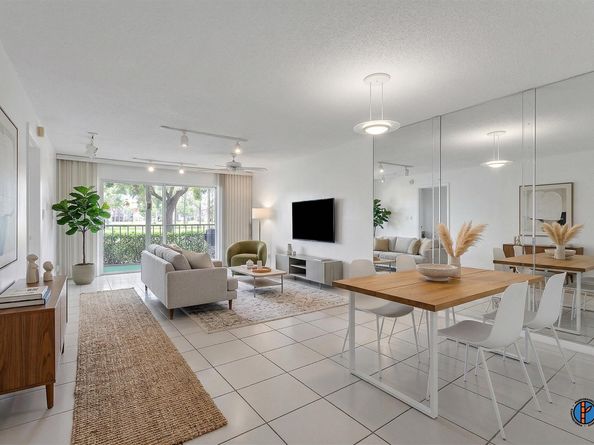 5860 NW 44th Street 111, Lauderhill FL 33319