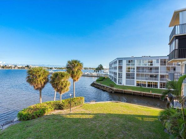 896 N Federal Highway 322, Lantana FL 33462