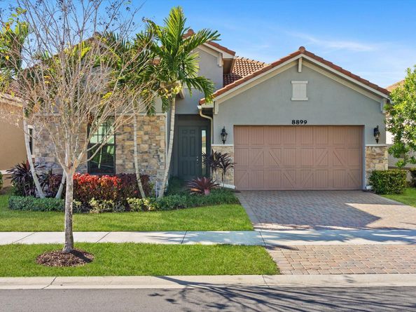 8899 Leon Circle W, Parkland FL 33076