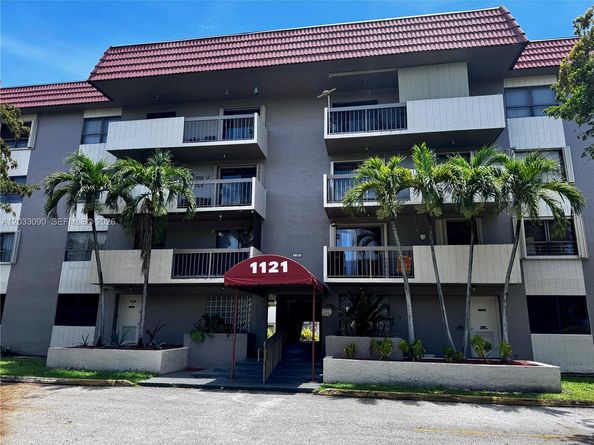 1121 SW 122nd Avenue 1122, Miami FL 33184