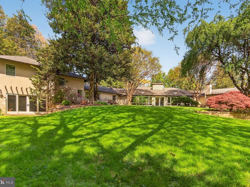 3439 Malbrook Drive, Falls Church VA 22044