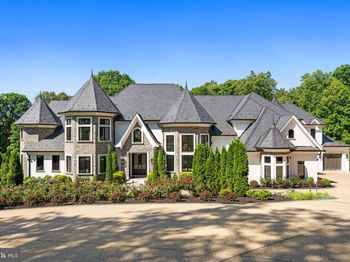 1332 Mccay Lane